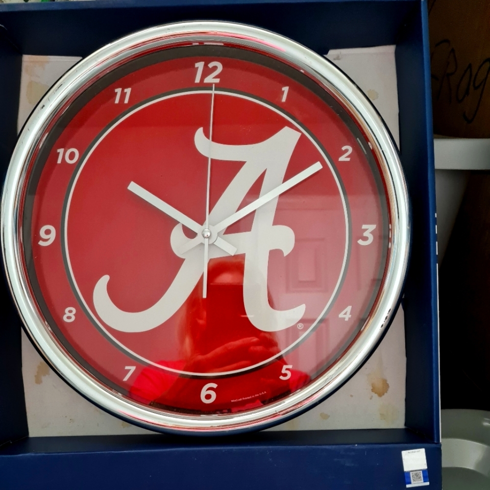 Brand New in box Alabama clock